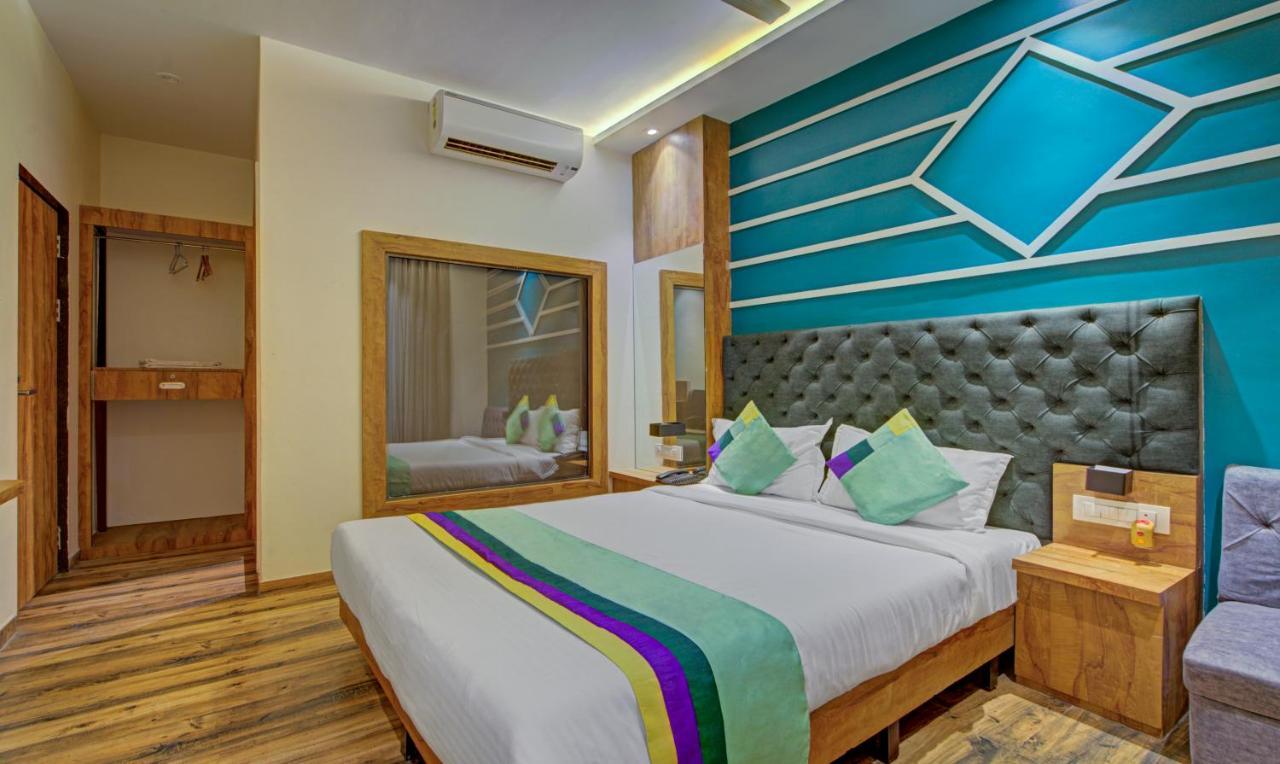 Treebo Prince Andheri East مومباي المظهر الخارجي الصورة