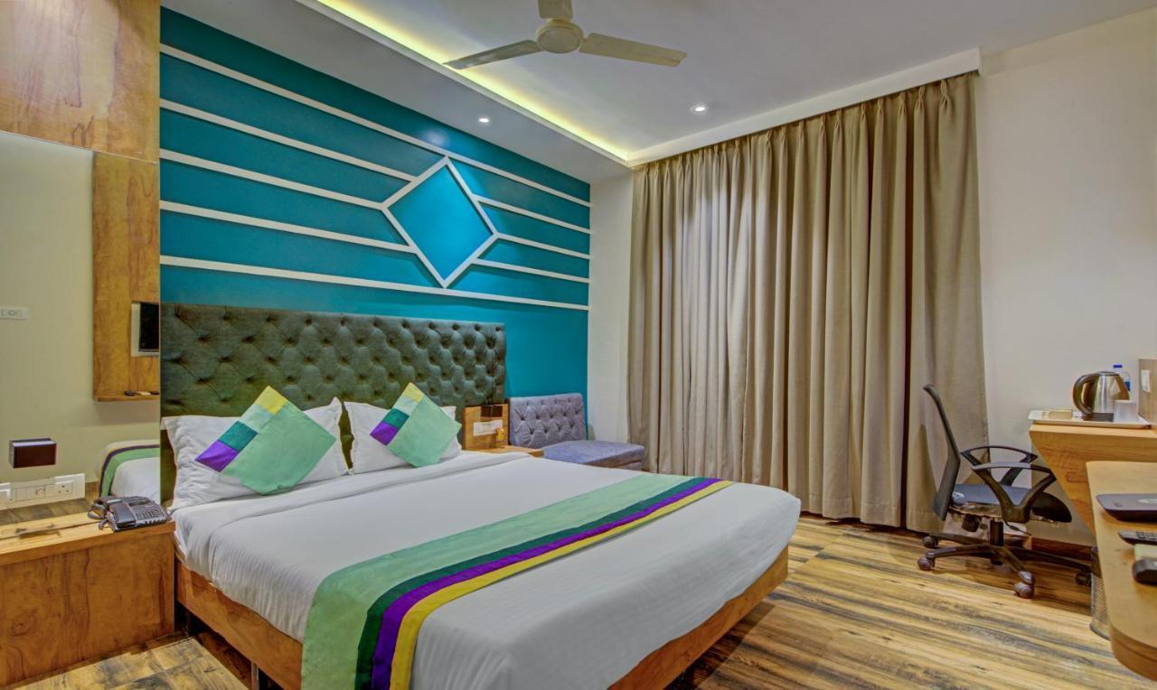 Treebo Prince Andheri East مومباي المظهر الخارجي الصورة